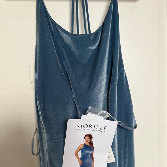 NWT - Mori Lee Madeline Stretch Velvet Dress - Picture 5 of 6